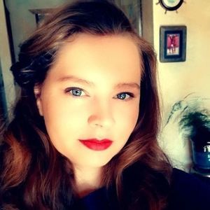 Meet your Posher, Lynsey